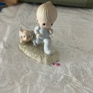 Precious moments statue